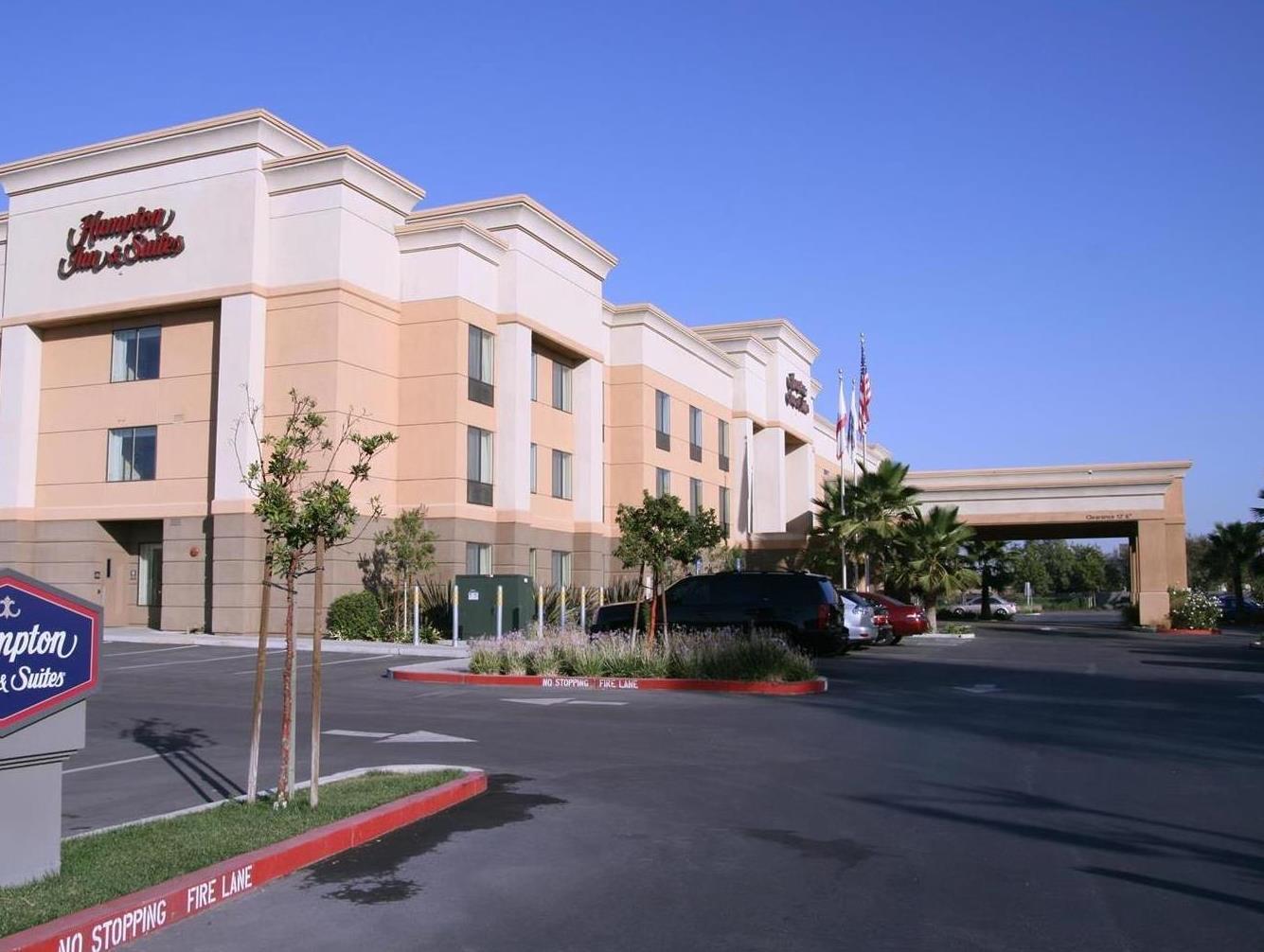 Hampton Inn & Suites Lathrop Exterior foto