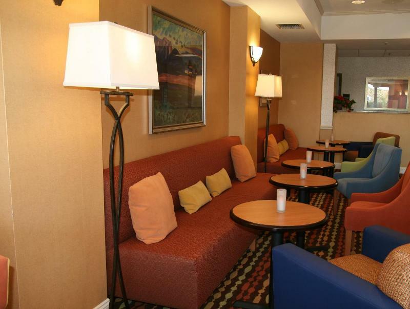 Hampton Inn & Suites Lathrop Exterior foto